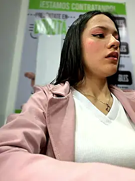 CHARLOTTE  05 online show from January 14, 12:11 pm