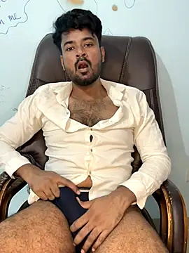 Snapshot of MeekBatgirl chatting on October 3, 4:53 am MeekBatgirl online show from October 3, 4:53 am