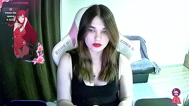 Kris Moss online show from November 13, 8:08 pm