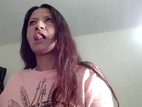 Snapshot of Lucy_Squirt69 chatting on October 15, 2:55 am Lucy Squirt69 online show from October 15, 2:55 am