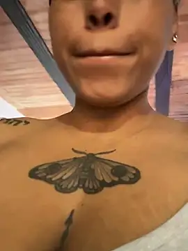 Michluxe 69 online show from December 1, 3:06 pm