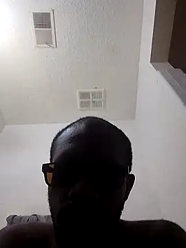 moneybaggtj online show from October 21, 3:46 pm