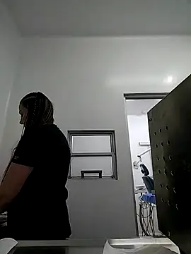 Madisson-04  online show from October 8, 7:44 pm