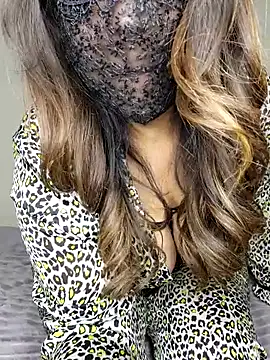 Snapshot of mysticlure-- chatting on March 28, 1:49 am mysticlure-- online show from March 28, 1:49 am