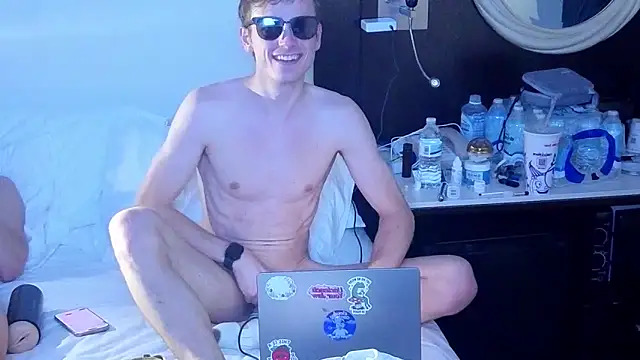 Snapshot of maskedboy1 chatting on June 29, 1:11 pm maskedboy1 online show from June 29, 1:11 pm