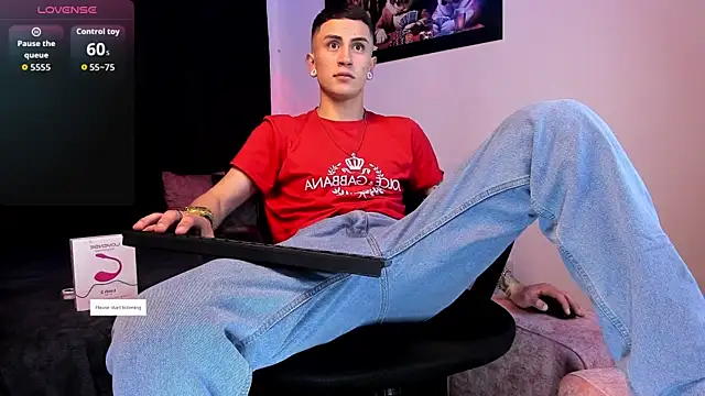 Sebas maverick online show from September 26, 3:43 am