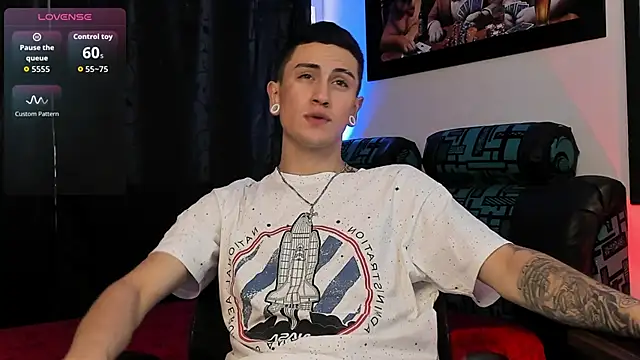 Snapshot of Sebas_maverick chatting on February 4, 8:58 pm Sebas maverick online show from February 4, 8:58 pm