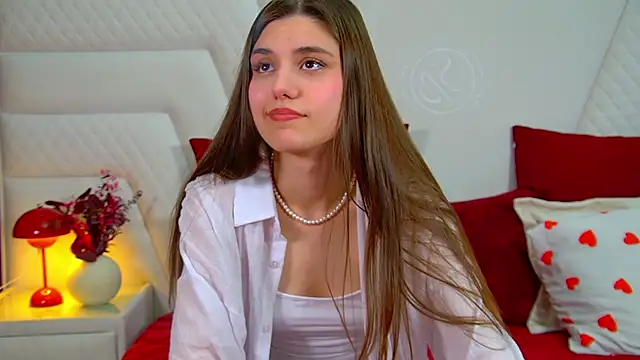 ArianaAllens online show from April 7, 6:19 pm