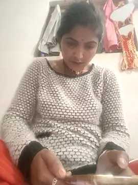 Snapshot of LUCKY_cut chatting on February 3, 7:08 pm LUCKY cut online show from February 3, 7:08 pm