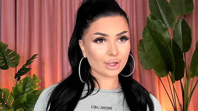 KylieKroftt online show from October 10, 2:38 pm