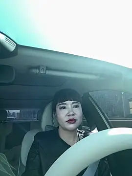 Xinlan-Asia online show from December 15, 4:50 am