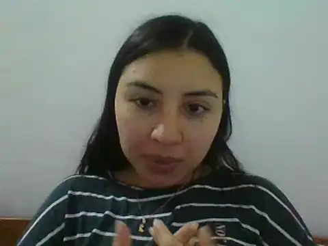Snapshot of _Romilly_ chatting on April 24, 2:47 am Romilly online show from April 24, 2:47 am