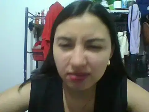 Snapshot of _Romilly_ chatting on May 1, 2:27 am Romilly online show from May 1, 2:27 am