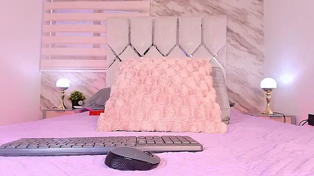 collet 1 online show from November 25, 11:54 am