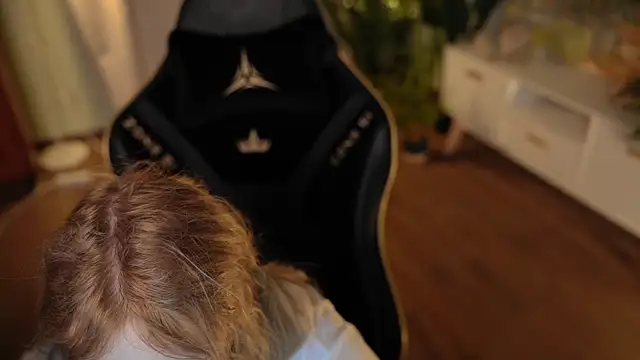 Snapshot of rosy_petal chatting on September 11, 11:05 pm rosy petal online show from September 11, 11:05 pm