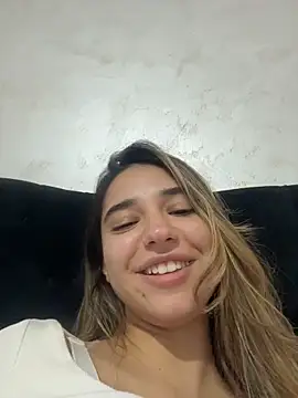 ItalianGirl online show from November 18, 8:46 pm