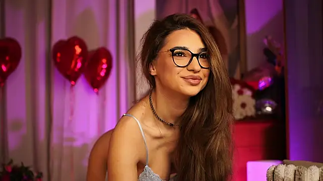 ItalianGirl online show from February 17, 8:04 pm