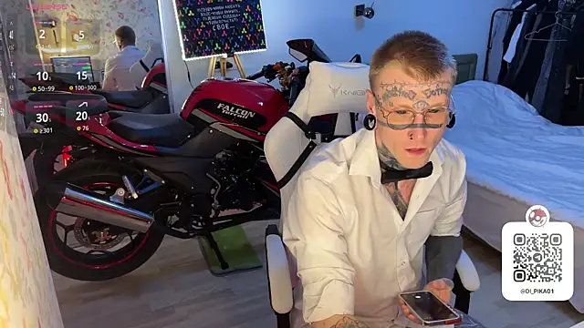 c10h15on1 online show from February 26, 2:32 am