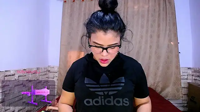 Bicky 24 online show from November 5, 1:44 pm