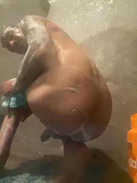 Snapshot of Efrain6996 chatting on March 15, 11:27 am Efrain6996 online show from March 15, 11:27 am