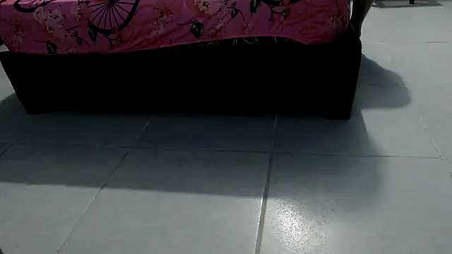 Luisa Paul online show from November 30, 1:09 am