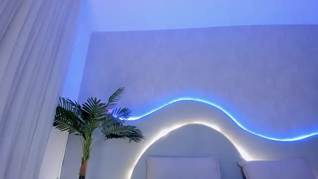 CannelaSmith online show from April 15, 12:56 pm