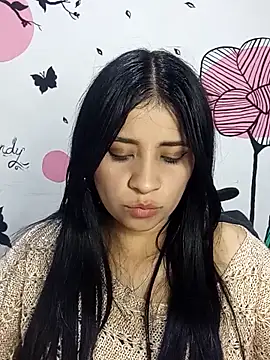 ValerieLove  online show from October 9, 7:45 pm