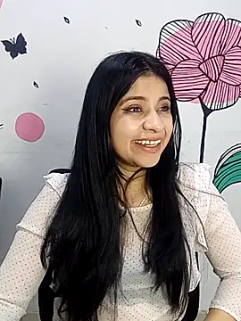 ValerieLove  online show from October 11, 8:07 pm