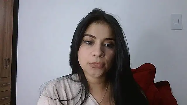 ValerieLove  online show from November 25, 5:40 am