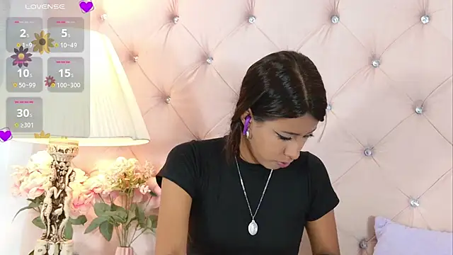 CaterinaRomano online show from September 11, 8:31 pm