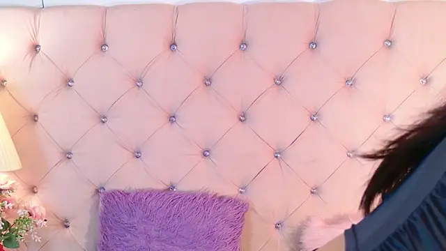 CaterinaRomano online show from March 14, 2:11 pm