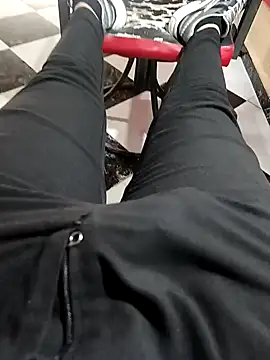 Snapshot of anis3g4 chatting on November 4, 12:26 pm anis3g4 online show from November 4, 12:26 pm