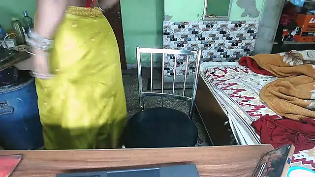 DearKimmi online show from January 31, 7:11 pm