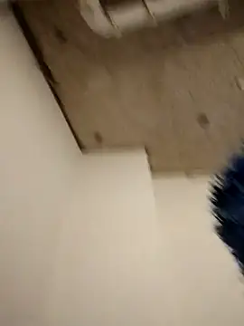 Snapshot of DarkSkinStroker chatting on January 13, 5:29 pm DarkSkinStroker online show from January 13, 5:29 pm