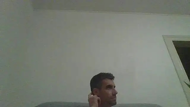 JulioIsHere4you online show from October 26, 1:55 am