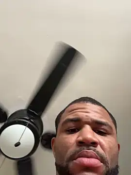 kingtaydo online show from February 1, 2:26 pm