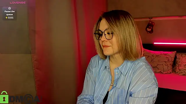 Jerry-Hall online show from December 3, 1:13 am