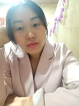 siki-00 online show from October 3, 9:17 am