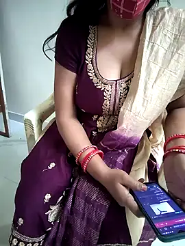 Snapshot of your_favourite_bhabhi chatting on October 27, 6:28 am your favourite bhabhi online show from October 27, 6:28 am