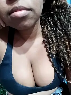 Snapshot of Ella_lima chatting on June 18, 8:57 pm Ella lima online show from June 18, 8:57 pm