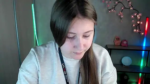 Milka kamila online show from May 24, 12:32 pm