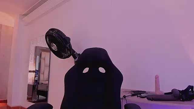 AnnaraLein online show from October 24, 3:36 am