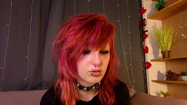 Snapshot of KandraCruser chatting on February 20, 8:20 pm KandraCruser online show from February 20, 8:20 pm