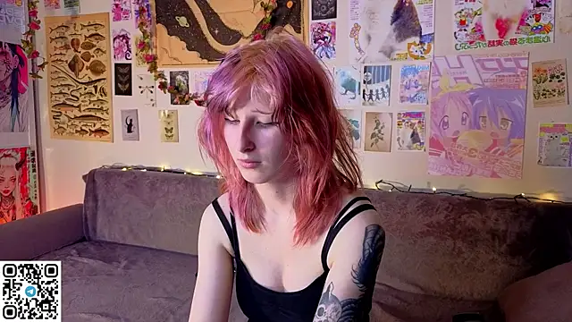 Snapshot of KandraCruser chatting on May 18, 8:14 pm KandraCruser online show from May 18, 8:14 pm