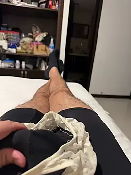 andres52720 online show from June 15, 9:22 am