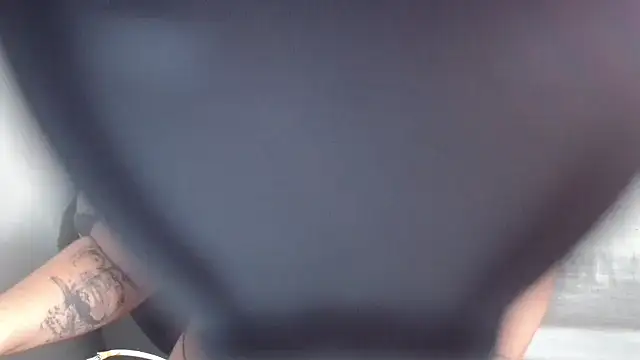 ApenasLys online show from October 10, 12:48 pm