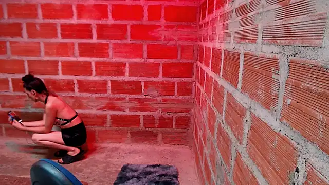 Moira-Hot online show from February 17, 11:11 pm