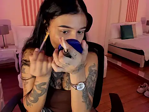  Sharloth  online show from December 3, 2:59 pm