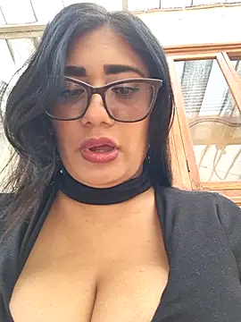 Monse--145 online show from November 28, 2:53 pm