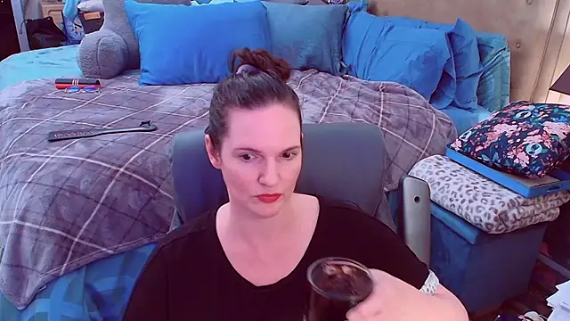 ninajaymes online show from February 4, 9:37 am